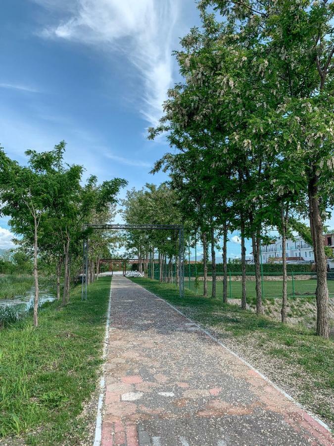 Gardenland Resort Bushat Экстерьер фото
